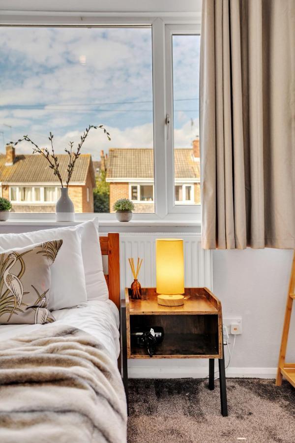 Perfect For Contractors - Canterbury - Free Parking - Ultra Wifi Eksteriør billede
