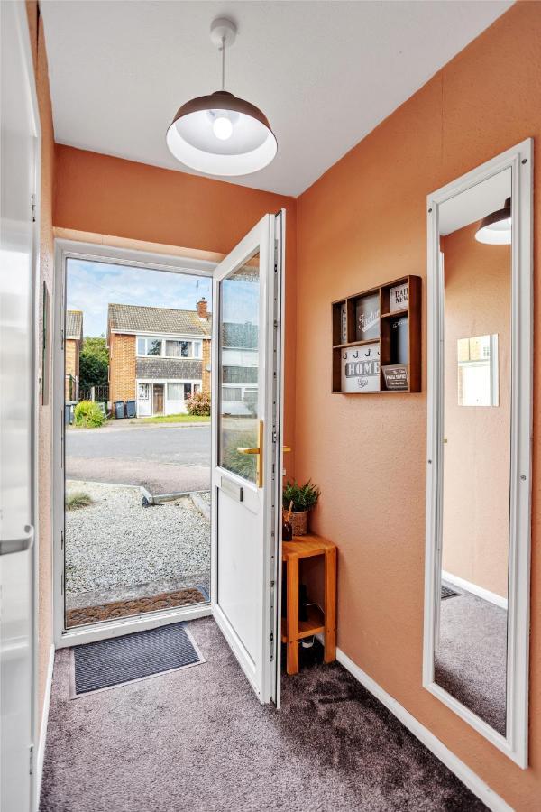 Perfect For Contractors - Canterbury - Free Parking - Ultra Wifi Eksteriør billede